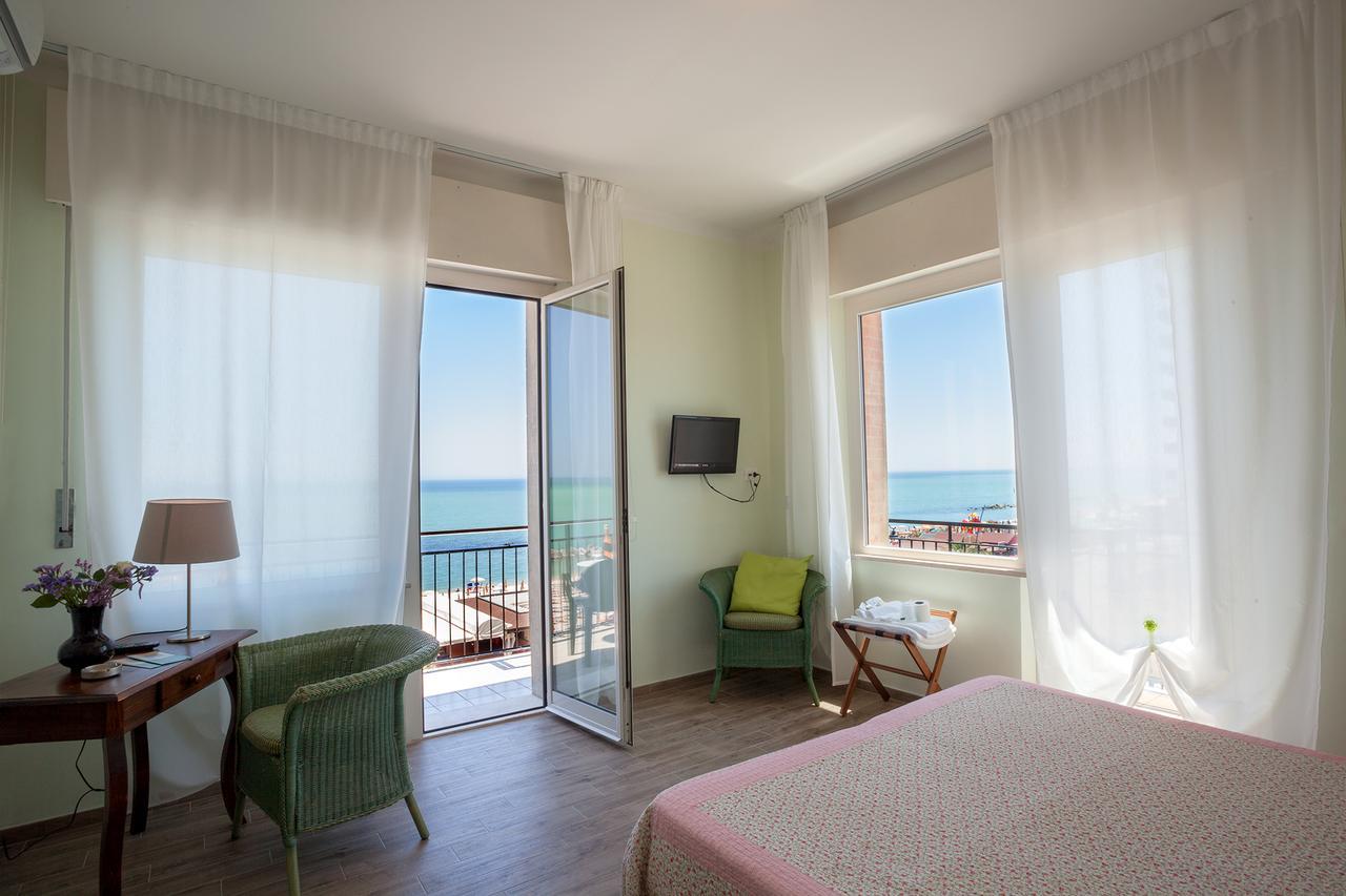 Hotel Bianchi Nicola Porto Recanati Exterior photo